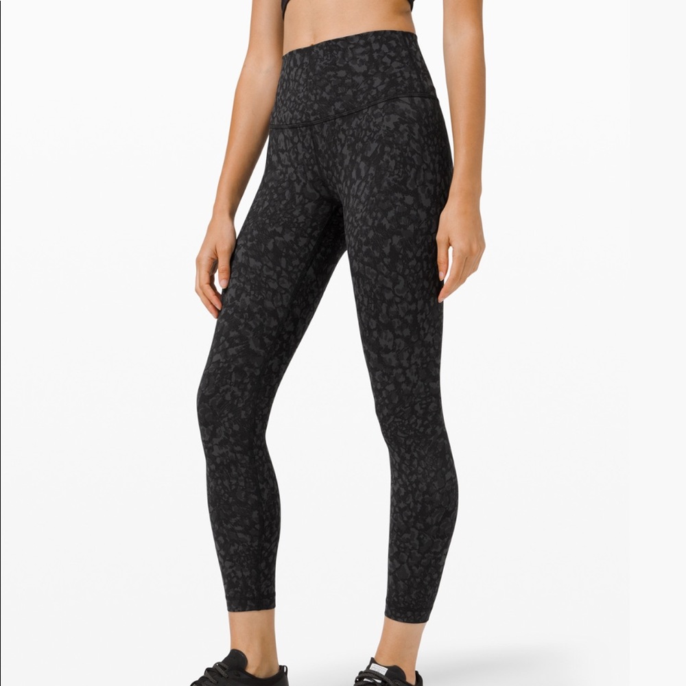 Lululemon Wunder Under HR tight 25’’